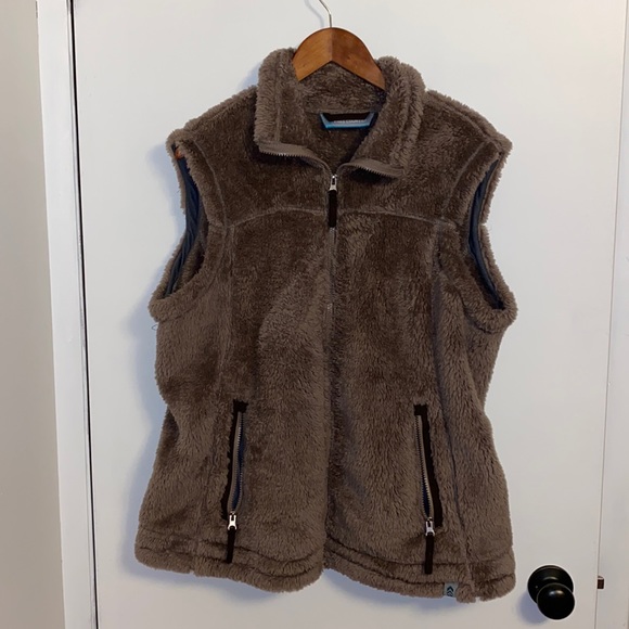 Free Country Jackets & Blazers - Faux Fur Vest Size XL